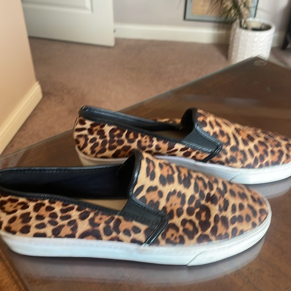 Banana Republic loafers size 10. Leopard print. Fun and comfy. - Picture 2 of 3